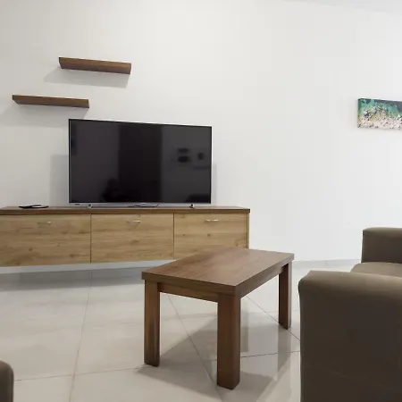 Fishing Village - Two Bedroom - 3rd Floor شقة مرسلوك
